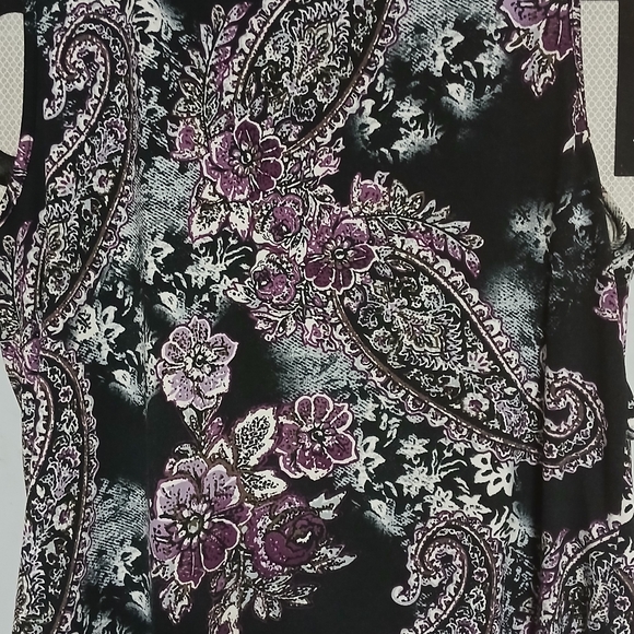 Reitmans Tank Top - Picture 2 of 2